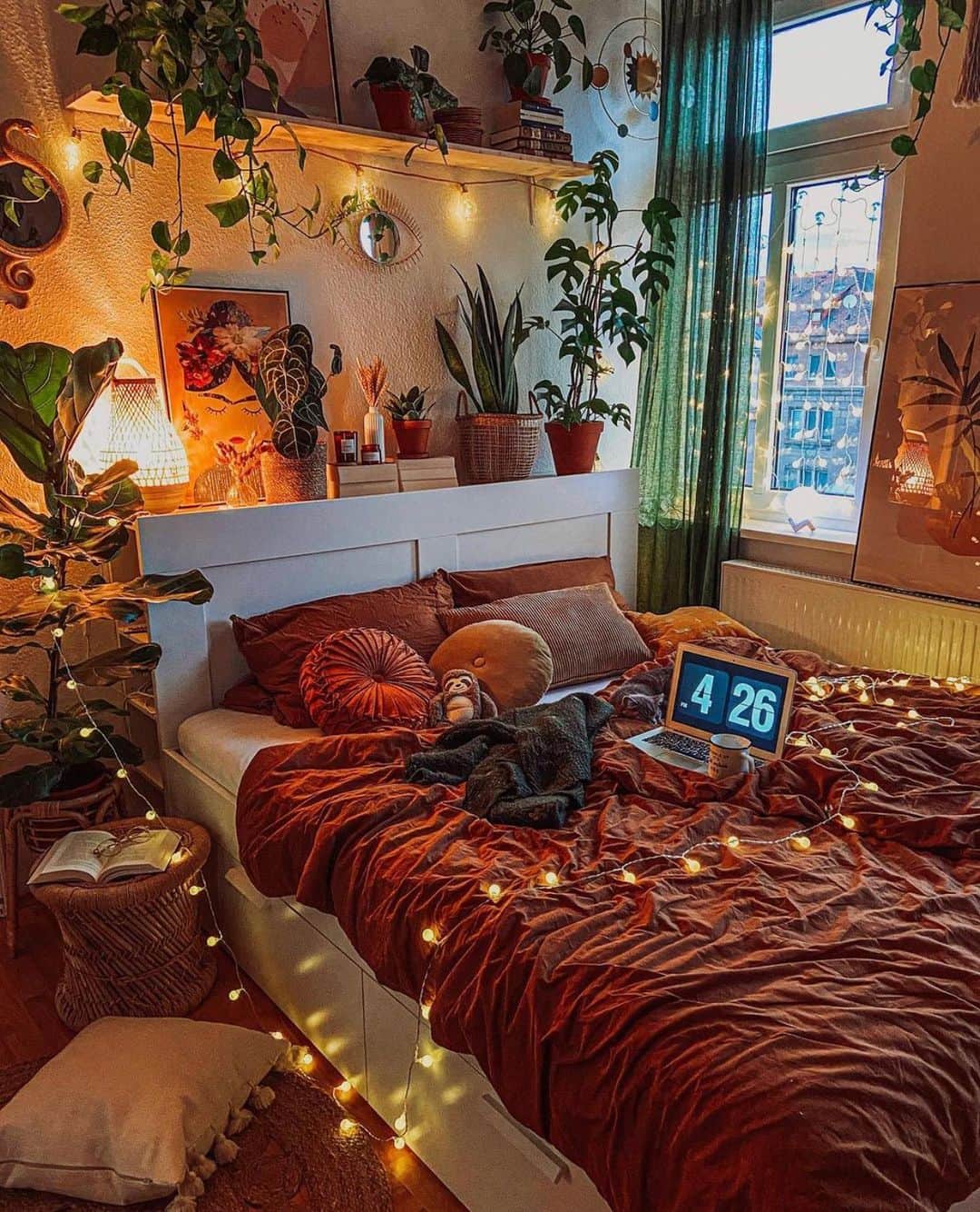Crazy Roomsのインスタグラム：「Happy Sunday!! By @evningcffee ✨」