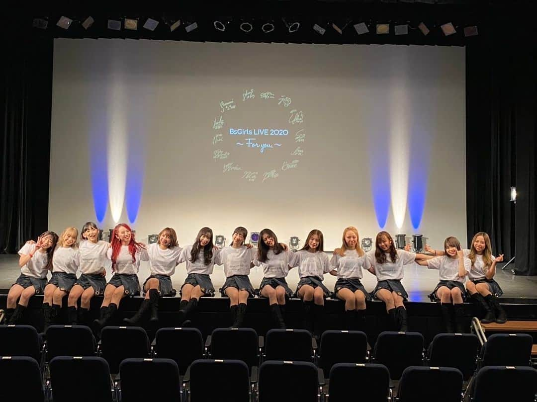 SAKURAさんのインスタグラム写真 - (SAKURAInstagram)「おはようございます🌸﻿ ﻿ ﻿ ﻿ 昨日は、﻿ 「BsGirls LIVE 2020 ～For you.～」﻿ 本当に本当にありがとうございました🥺💖﻿ ﻿ ﻿ ﻿ 最高に幸せでした☺️﻿ 素敵な時間をありがとうございました👀💭﻿ ﻿ ﻿ ﻿ LIVEを終えて今の気持ちを、﻿ アメーバブログに書きたいと思います💭﻿ 後ほど更新するので見て下さいね😳﻿ よろしくお願いします🎶﻿ ﻿ ﻿ ﻿ 今日も元気に頑張りましょうね〜！🥰﻿ ﻿ ﻿ #bs2020 #buffaloes #baseball #orixbuffaloes #npb  #プロ野球 #live #foryou #smile #love  #thankyou #ありがとう #幸せ  #sakura_365 #sakura #bsgirls #オリ姫」12月21日 8時20分 - sakura_bsgirls_365