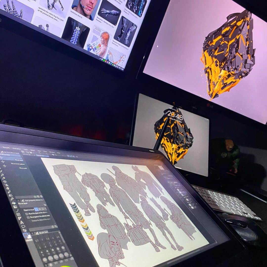 RB Silvaのインスタグラム：「Hey guys! Some time ago I was thinking about buying another Display to work, and a few days ago I got a Cintiq DTK1660. Even though it’s a 16 inches (my old one is a 24 HD), I’m very pleased. If I recommend to professionals? Sure! If you are looking for a good review I recommend you to watch some videos from @roogomes, she’s so talented! Thanks Ro, your video about this Display helped a lot. :)」