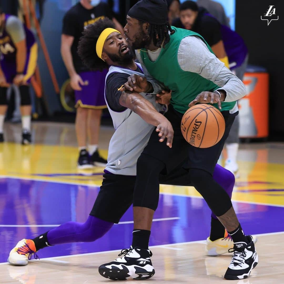 Los Angeles Lakersさんのインスタグラム写真 - (Los Angeles LakersInstagram)「Always a good day to compete.」12月21日 10時44分 - lakers