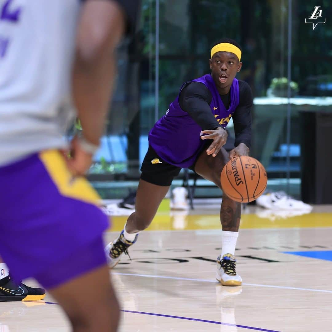 Los Angeles Lakersさんのインスタグラム写真 - (Los Angeles LakersInstagram)「Always a good day to compete.」12月21日 10時44分 - lakers