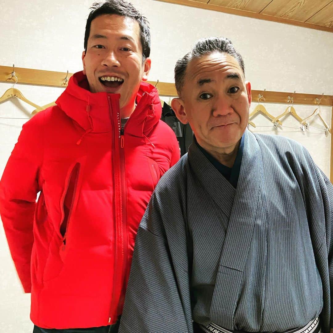 林家木久蔵（2代目）さんのインスタグラム写真 - (林家木久蔵（2代目）Instagram)「今年最後の寄席出番終了〜。いやー凄い一年だった。この最中にお越し下さった、お客様、頑張ってる芸人、同業者、とっても素敵😀 #寄席 #浅草演芸ホール #林家正蔵 師 #落語」12月21日 11時20分 - kikuzo2nd