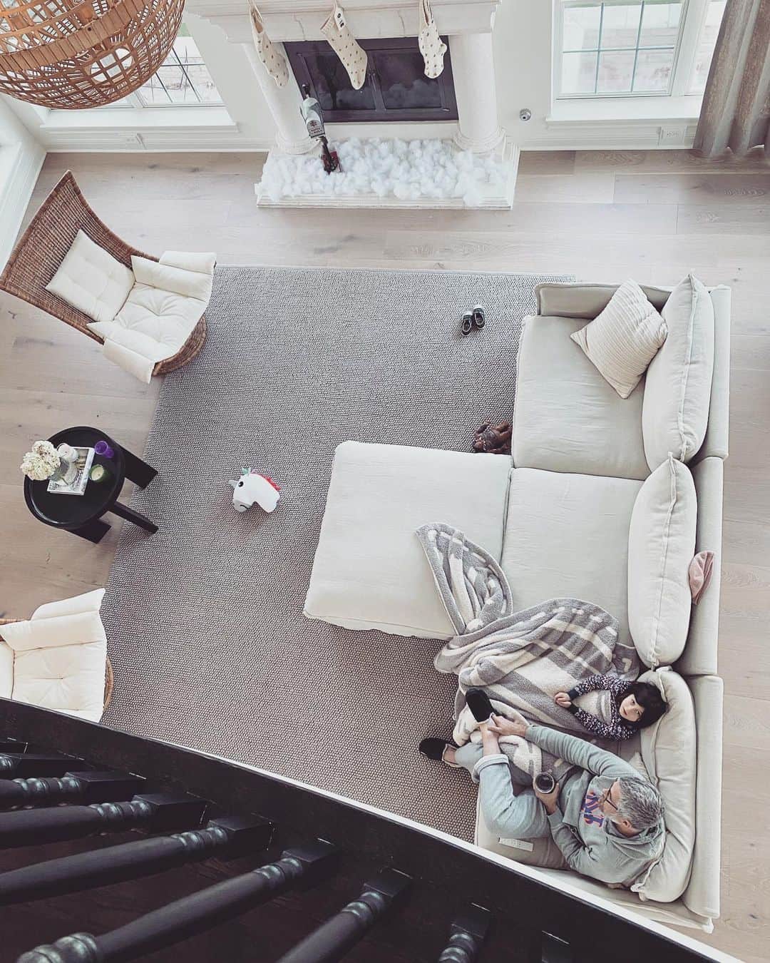 オデット・アナブルのインスタグラム：「My view from above 🥰」