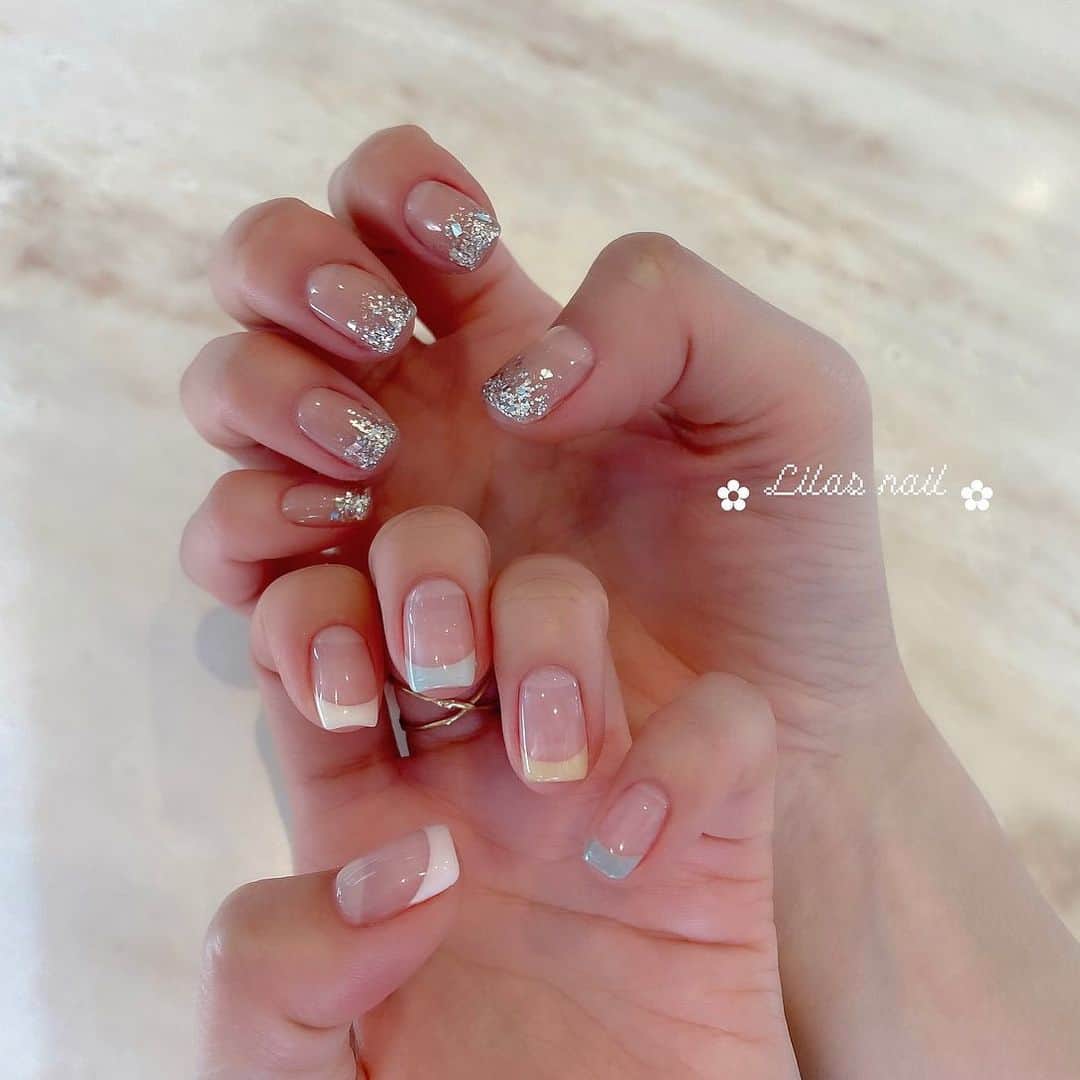 makoのインスタグラム：「* new 🌈🤍 #girlynail #ガーリーネイル #ミラーネイル #glitternail #젤네일 #젤네일아트 #젤네일전문 #フレンチガーリー  #ギンガムチェック #ギンガムチェックネイル #オーダーチップ #ブライダルネイル #ワイヤーネイル  #セルフネイル #스누피네일아트 #左右非対称ネイル #ちょうちょネイル #蝶々ネイル #ヴィンテージネイル #水滴ネイル #オーロラネイル #フレンチネイル #冬ネイル #マットネイル #韓国ネイル」