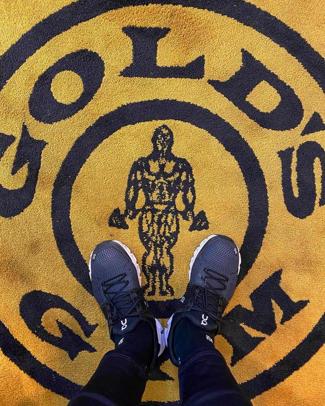 宇野薫のインスタグラム：「UNOTRAINIG & UNO☆KICKS  #unotraining #unokicks #onehundredathletic #100athletic  #100A #unocaolshowten #nodalsocks  #goldgym #onjapan #onfriends #onrunning #ゴールドジム #ゴールドジム横浜馬車道 #宇野薫」