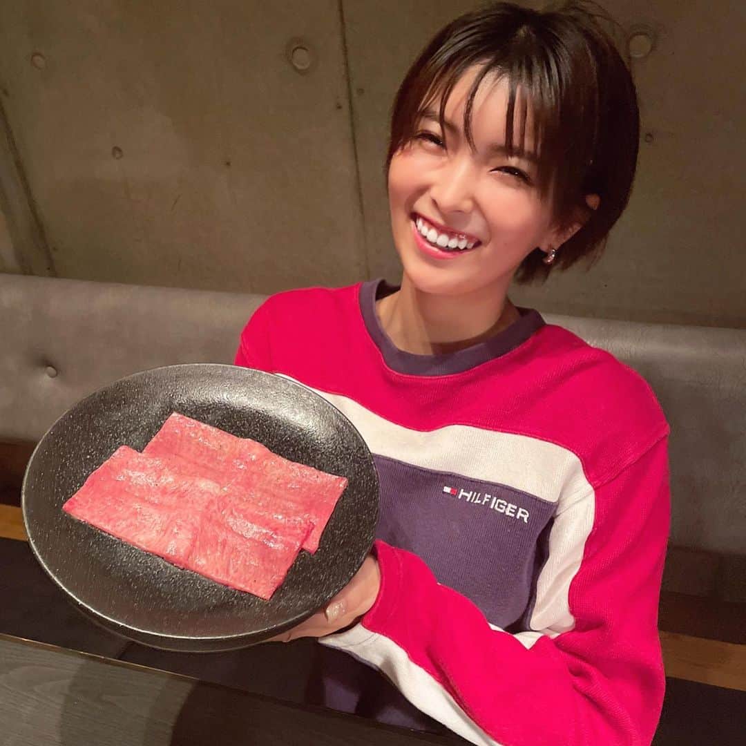のインスタグラム：「焼肉❤️ . . 焼肉はずっとうしごろ🥳 @ushigoro_ebisuhilltop  . . ネギたん大好き😘 . . 【うしごろバンビーナ】 📍 東京都渋谷区恵比寿南1-18-9 タイムゾーンヒルトップビル 2 . . #うしごろ　#うしごろバンビーナ #焼肉　#肉スタグラム #にくすたぐらむ #ききグルメ　#ぐるめすたぐらむ #グルメ女子 #グルメ部 #グルメ旅 #東京グルメ #ぐるめモ #肉女子 #肉女子会 #女子会」