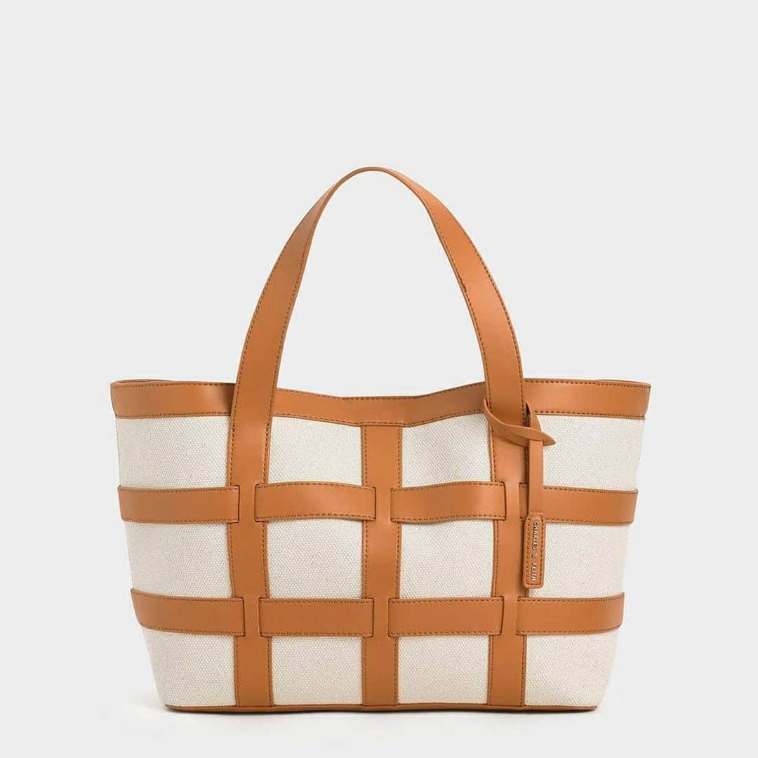 CHARLES & KEITH JAPAN CHARLES & KEITHのインスタグラム
