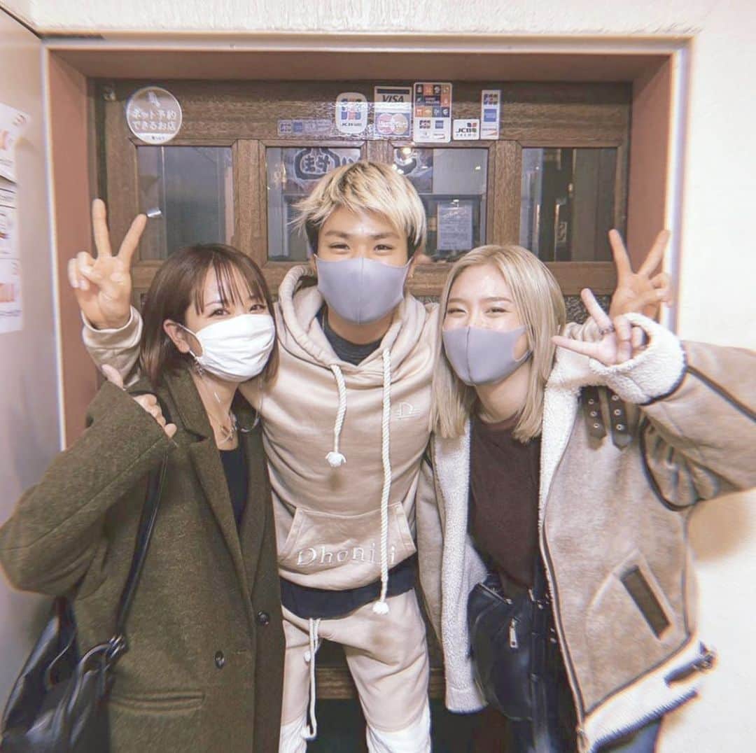 acaneのインスタグラム：「・ HBD @yuno_fitnesslife さん🎂 RESPECT @aya_dream04 さん❤️ ・ これからもいじりがいがある妹でいれるよう 精進するのでよろしくお願いします！！！笑」