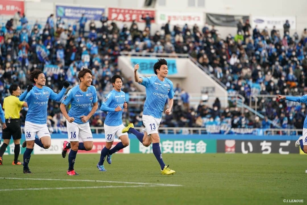 Ｊリーグさんのインスタグラム写真 - (ＪリーグInstagram)「Play Back JLEAGUE⚽️📸﻿ ﻿ 12月19日に行われた #明治安田生命Ｊ１リーグ 第34節﻿をプレイバック🔥﻿ ﻿ #Ｊリーグ ﻿ #jleague  #名古屋グランパス #前田直輝  #ベガルタ仙台 #松下佳貴 #湘南ベルマーレ #柴田壮介 #セレッソ大阪 #片山瑛一 #鹿島アントラーズ #土居聖真 #北海道コンサドーレ札幌 #田中駿汰 #早坂良太 #川崎フロンターレ #レアンドロダミアン #ＦＣ東京 #ジョアンオマリ  #横浜ＦＣ #瀬沼優司  #清水エスパルス #川本梨誉 #サガン鳥栖 #原輝綺 #大分トリニータ #知念慶  #soccer #football」12月21日 14時34分 - jleaguejp