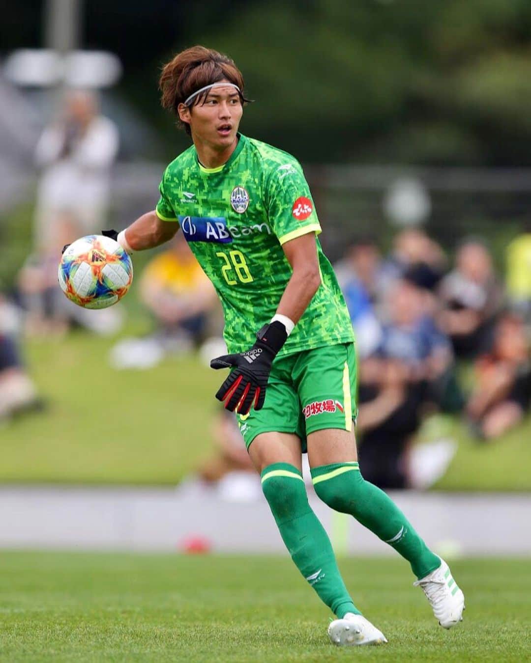 モンテディオ山形 摂津選手サイン入りスパイク 【公式通販】