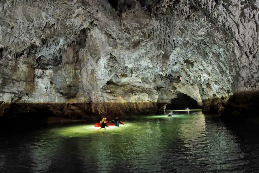 のインスタグラム：「Photo by Robbie Shone @shonephoto / Slovenia's Zelske jama (cave) lies at the base of several natural rock bridges, in the Rakov Škocjan region valley, formed by the river Rak, pictured here.」