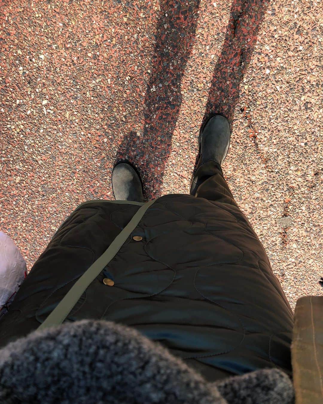 水戸悠夏子さんのインスタグラム写真 - (水戸悠夏子Instagram)「REALITY STUDIOのキルティングスカートは可愛いだけではなく、とっても暖かくて雪降る新潟には心強い…。Hussein Chalayanのニーハイブーツは最近良く褒められて嬉しい。」12月21日 17時05分 - mitoyukako