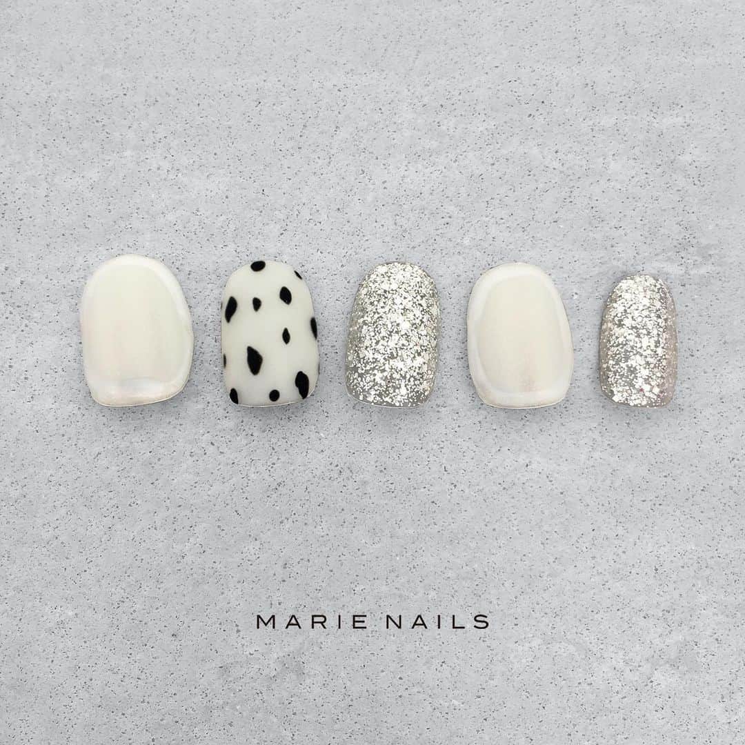 marienails_jpnのインスタグラム：「#nailartist #nailstagram #nailsofinstagram #nailswag #nailpro #nailist #marienails #nail #nails #naildesign #nailart #fashion #trend  #gelnails #instanails #fashionista #fashionlove #nailfie #マリーネイルズ #ネイルデザイン #ネイル #ジェルネイル #ファッション #ネイルサロン #ネイリスト #お洒落さんと繋がりたい #美甲 #ネイルアート #おしゃれ #コーデ」
