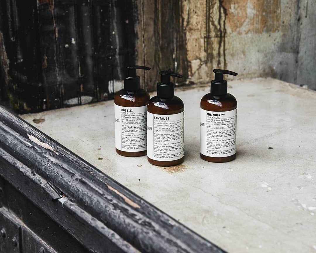 のインスタグラム：「Smooth, soften, scent… #perfumedbodylotion #whenyouneedmorethanedp」
