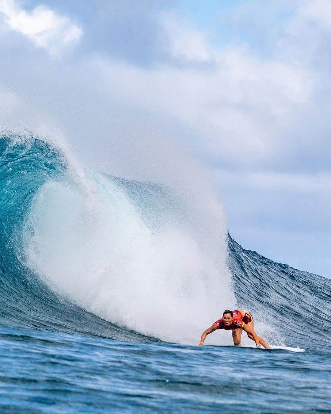 Rip Curl Australiaさんのインスタグラム写真 - (Rip Curl AustraliaInstagram)「⁠⠀ Today @tylerwright claimed the first women's Championship Tour win of the @WSL season at surfing's ultimate proving ground, the Banzai Pipeline.   Each and every wave paving the way for Women’s competitive surfing, everywhere.⁠⠀ ⁠⠀ Congratulations Tyler.  #GoTyler⁠⠀ ⁠⠀ Learn more via the link in bio.  @ripcurl_women」12月21日 17時48分 - ripcurl_aus