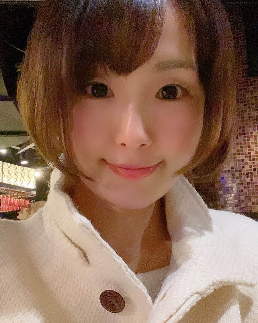 森碕ひろかのインスタグラム：「とある撮影でした！  すっっっっっごく寒かった…！！！！！  でも完成が楽しみやぁ〜☺️✨✨」