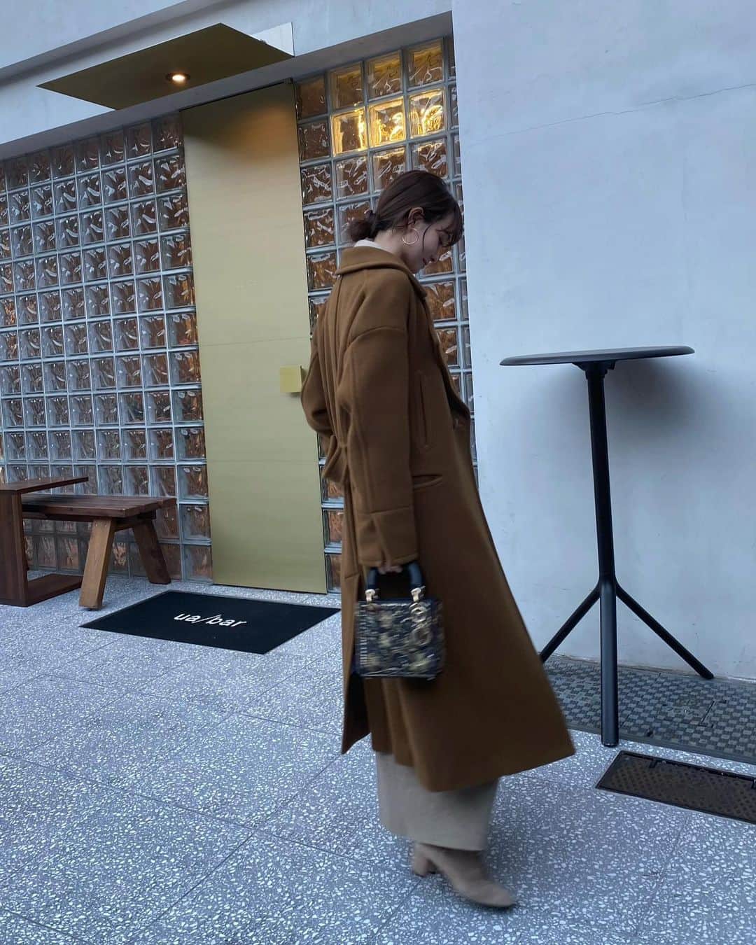丸林広奈さんのインスタグラム写真 - (丸林広奈Instagram)「Today’s outfit🤍  #ootd #outfit #fashion #今日のコーデ　#ladydior #diorbag #mariablack」12月21日 18時32分 - hironamarubayashi