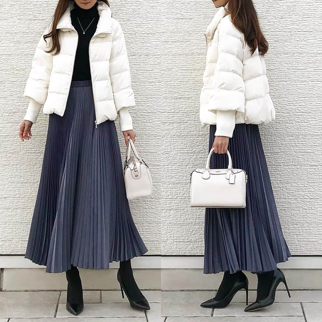 michikoのインスタグラム：「コーデ ＊ ＊ もう毎日本当に寒くて🥶 いよいよダウンコートを新調しました！軽くて暖かいダウンは1番活躍します⛄️  @sysorus.select  プリーツガウチョパンツはお気に入りのアイテム！歩く度動きの出るシルエットが目を引きます。 ウエストゴムもズボラな私には嬉しい😆 ＊ ＊ ＊ #シソラス #シソラスセレクト #sysorus #ワイドパンツ #プリーツパンツ #ガウチョパンツ #ダウンジャケット #ダウンコート #きれいめコーデ #シンプルコーデ #大人コーデ #大人ファッション #大人可愛い #coodinate #fashionista」