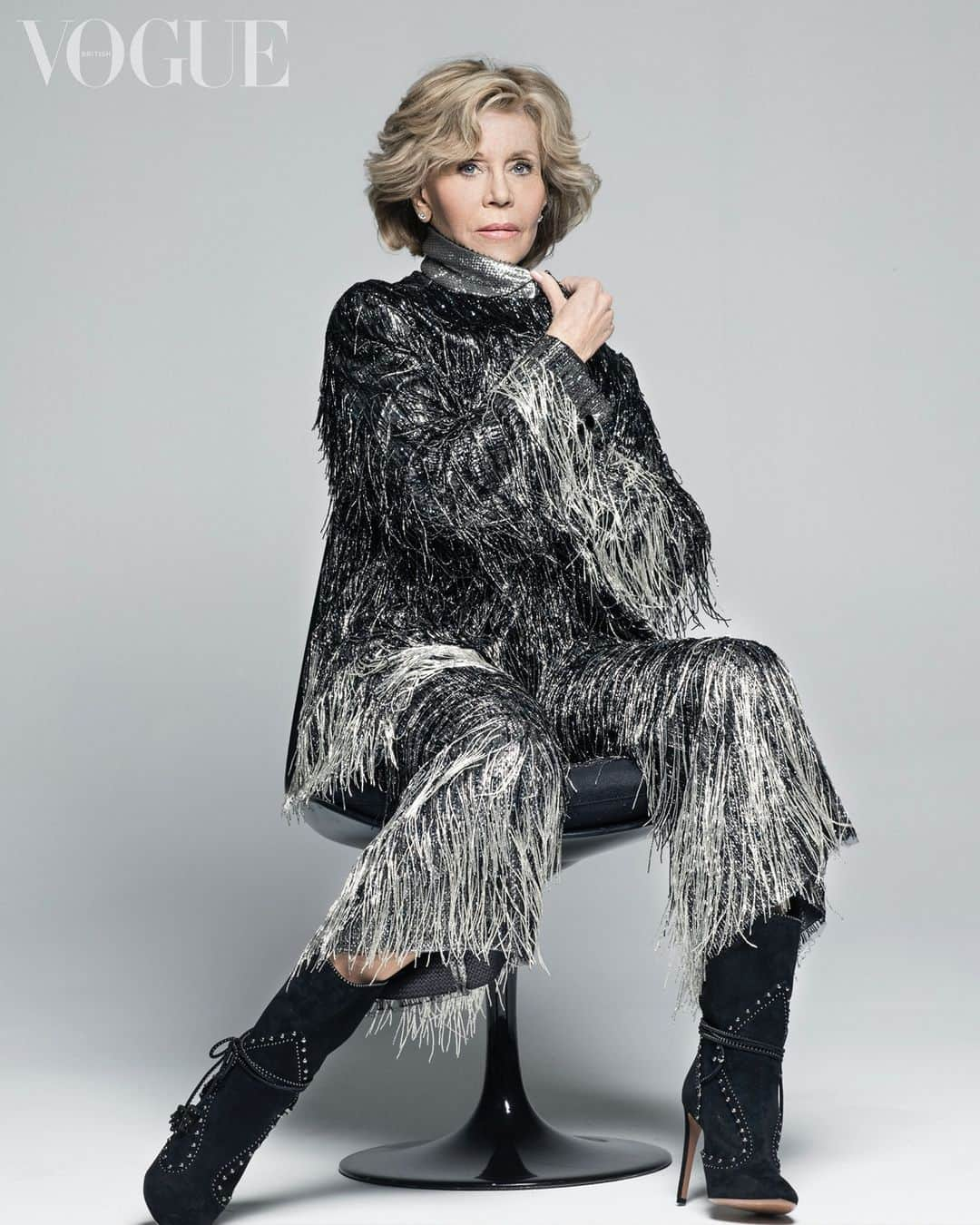 British Vogueさんのインスタグラム写真 - (British VogueInstagram)「Happy Birthday, @JaneFonda! The esteemed actress turns 83 today and has spent most of her life actively fighting for the rights of others – and she's not slowing down anytime soon. “We’re still living with the old paradigm of age as an arch. That’s the old metaphor: You’re born, you peak at midlife and decline into decrepitude. A more appropriate metaphor for ageing is a staircase. The upward ascension of the human spirit, bringing us into wisdom, wholeness and authenticity.” Click the link in bio to look back at how she became Hollywood’s most fabulous octogenarian.   #JaneFonda photographed by @BrigitteLacombe and styled by @SimonRobins1000, with hair by @JJHanousek, make-up by @DeLeonMakeUp and beauty direction by @JessicaDiner for the May 2019 #AgeIsNoIssue beauty special issue of #BritishVogue.」12月21日 19時00分 - britishvogue