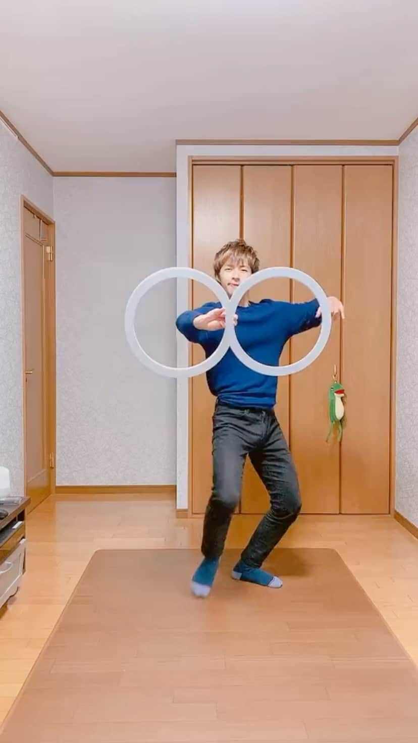 のインスタグラム：「How is my performance🤡❔  #TikTok #fyp #内山さん #performance #eightring」