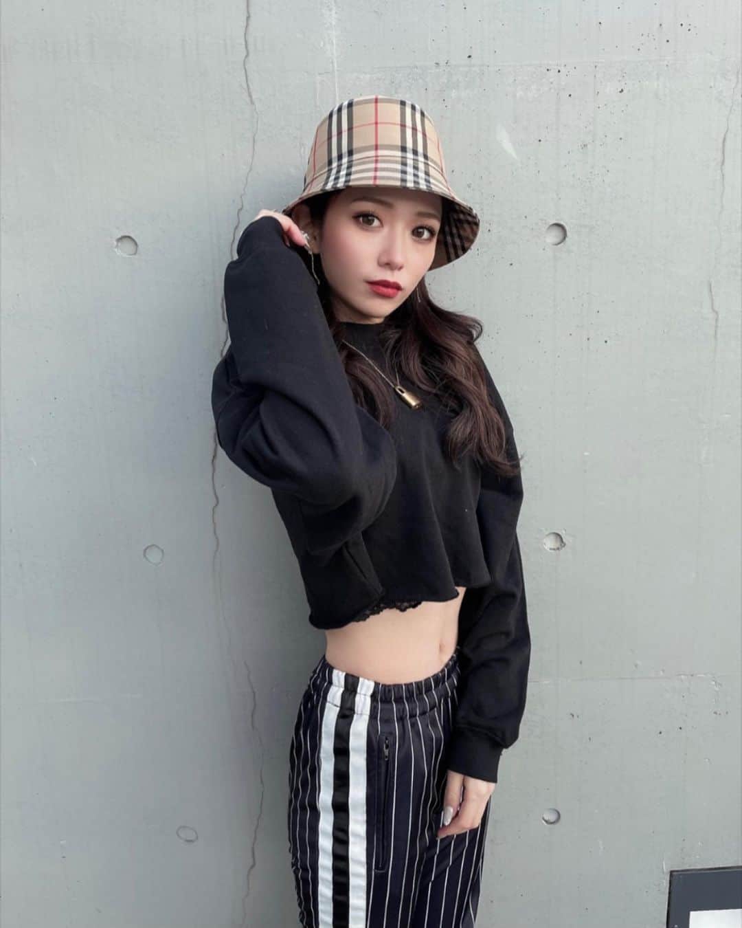 川猿てるみのインスタグラム