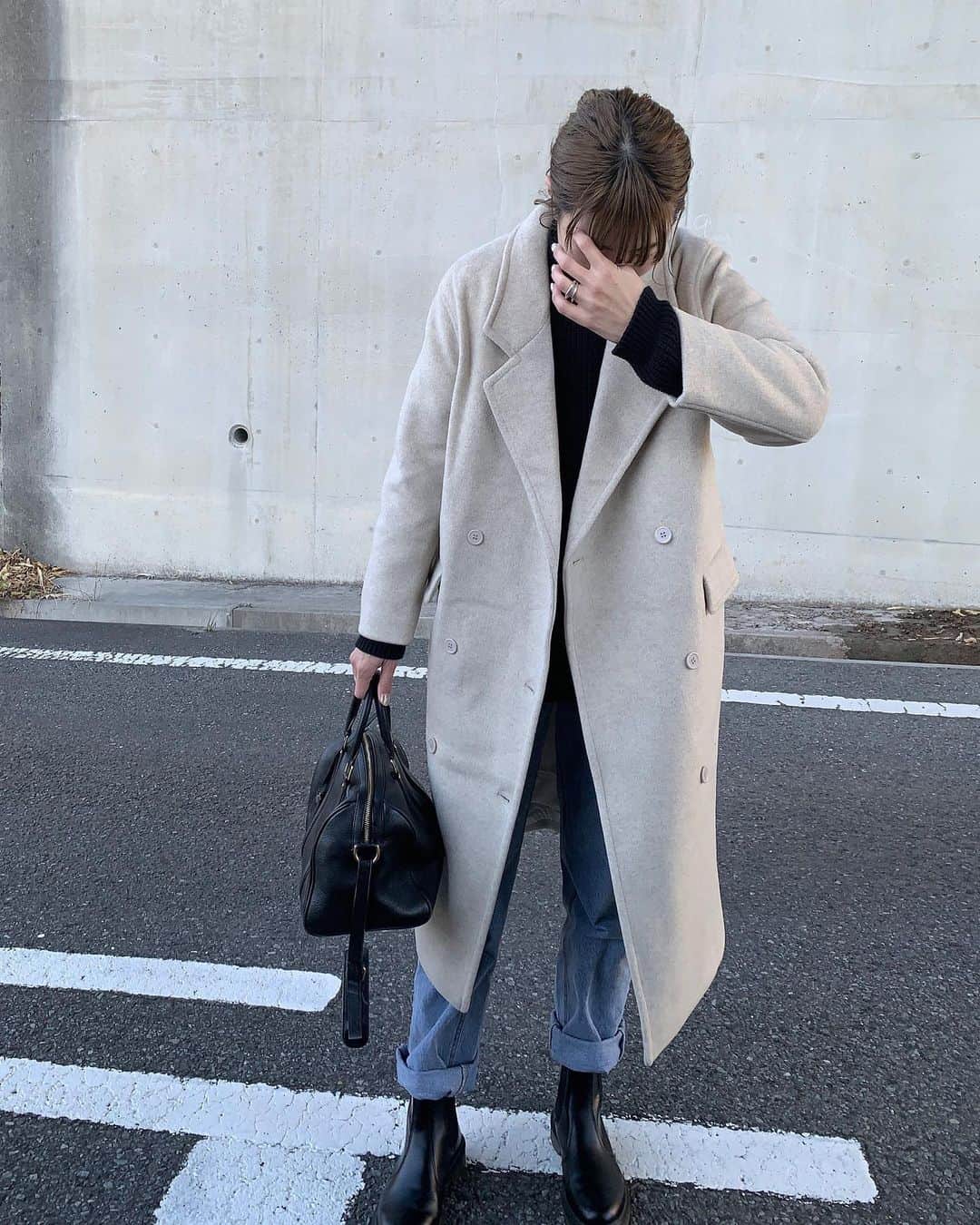 Mie Kawanoのインスタグラム：「𓃈𓃈𓃈  #coordinate #code #fanostudios #canaljean #drmartens #instagood #instafashion #コーデ#コーディネート」