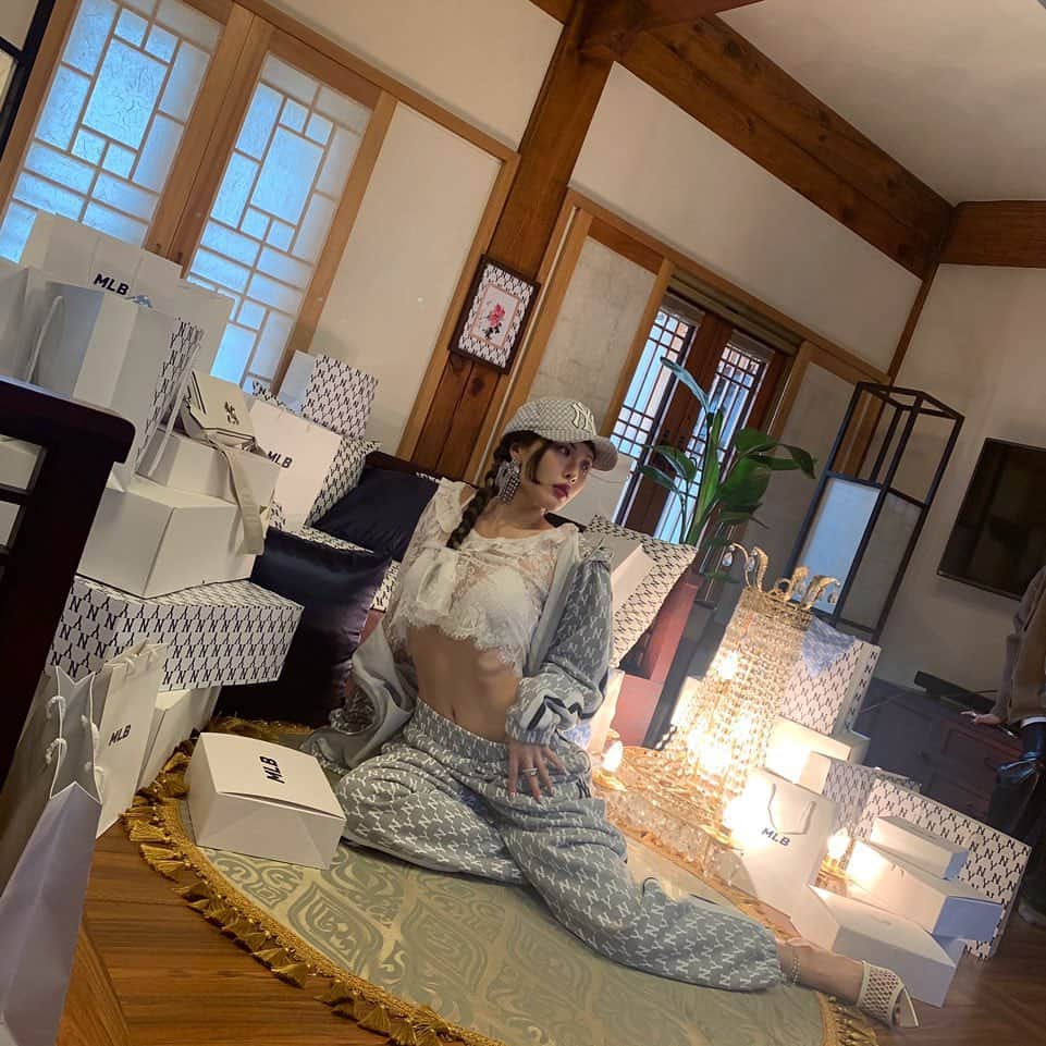 ヒョナ さんのインスタグラム写真 - (ヒョナ Instagram)12月21日 20時02分 - hyunah_aa