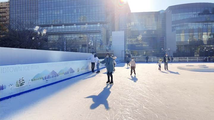 小泉遥のインスタグラム：「初めてのスケート⛸❄️笑笑」