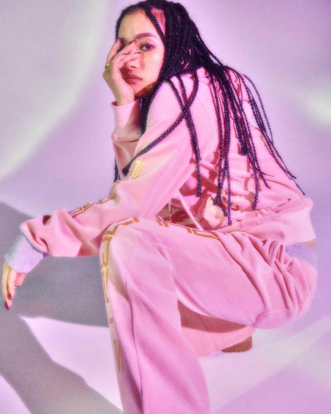 YURINOさんのインスタグラム写真 - (YURINOInstagram)「𝓖𝓞𝓛𝓓 𝓔𝓰𝓲𝓻𝓵𝓼 𝓓𝓸𝓰𝓰𝓮𝓻𝓼 23日から受注販売です」12月21日 20時54分 - yurino_happiness