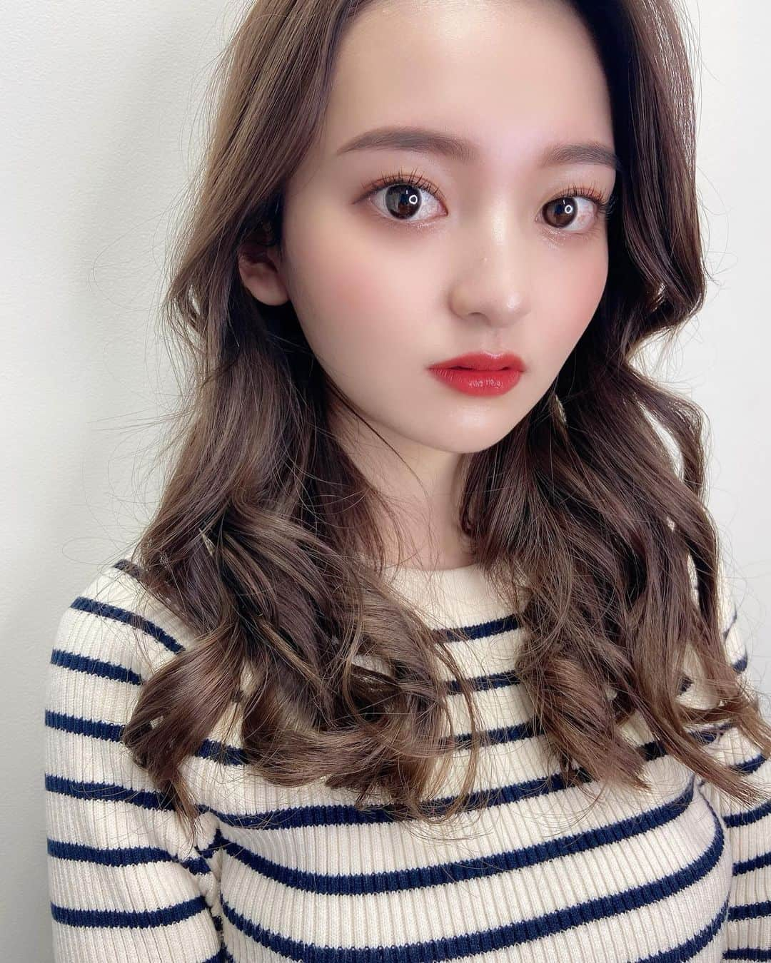 池田有里紗さんのインスタグラム写真 - (池田有里紗Instagram)「eyebrow stylingしてきました❤︎  メイクがとっても楽ちんに💄😽 ありがとうございました🥀  あ！髪ボサボサでごめんなさい🙏  #アイブロウ #アイブロウスタイリング #アイブロウサロン #unefleur #アイブロウワックス #アイブロウパウダー　#eyebrowwaxing #eyebrowmakeup」12月21日 20時56分 - arisa.ikd