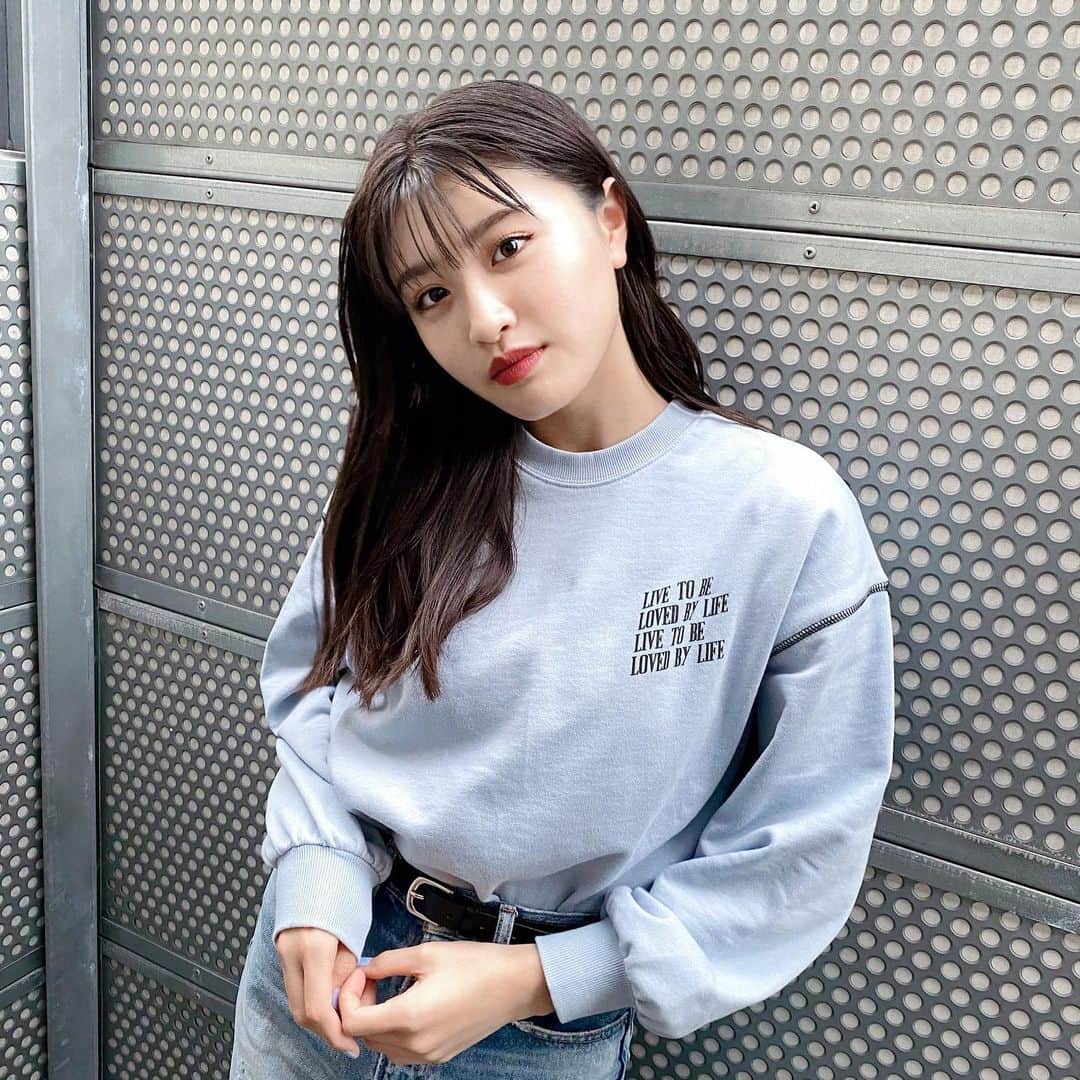 若林真帆のインスタグラム：「ワントーンなお洋服だった日💎 #まほこーで」