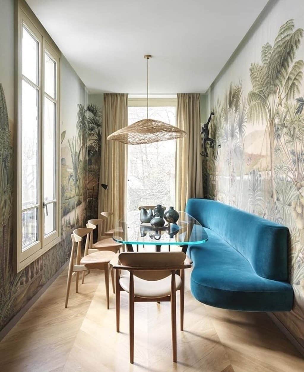 Homepolishのインスタグラム：「Save the rabbit-out-of-a-hat tricks for the kids - the only magic we want to see involves making a velvet banquette float. Interior design by @leberrevevaud Photo by Stephan Julliard」