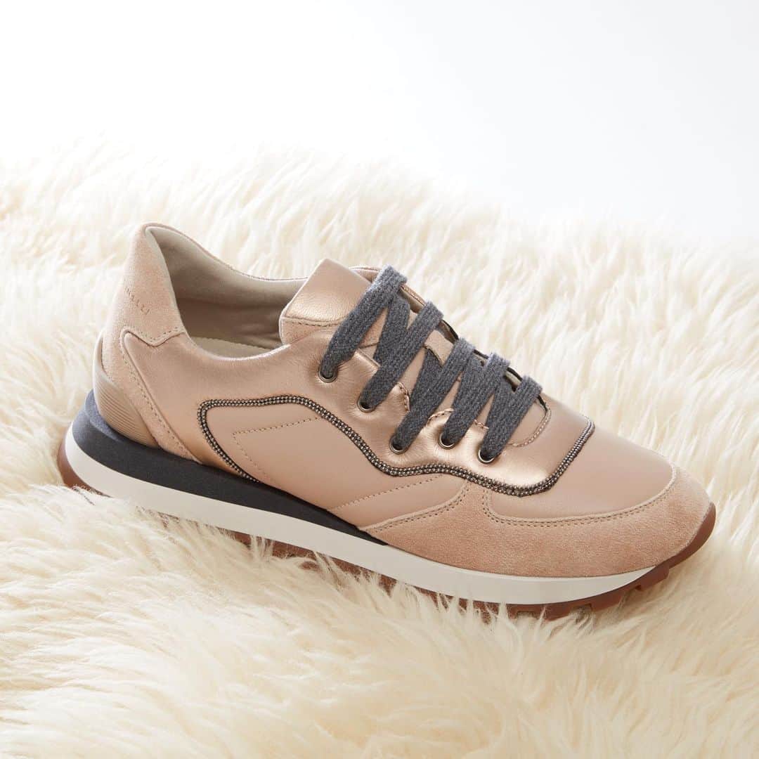 Saks Fifth Avenueのインスタグラム：「Hoping Santa takes note of these @brunellocucinelli_brand sneakers that are at the top of our holiday wishlist. #10022SHOE」