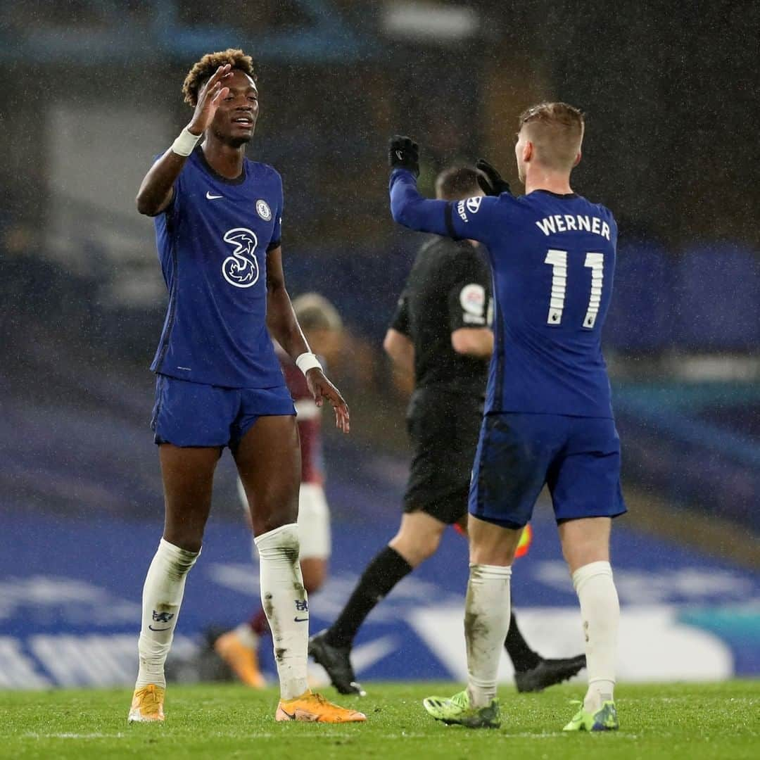 チェルシーFCさんのインスタグラム写真 - (チェルシーFCInstagram)「Double trouble... @tammyabraham 🤝 @timowerner  #CFC #Chelsea #CHEWHU」12月22日 7時19分 - chelseafc