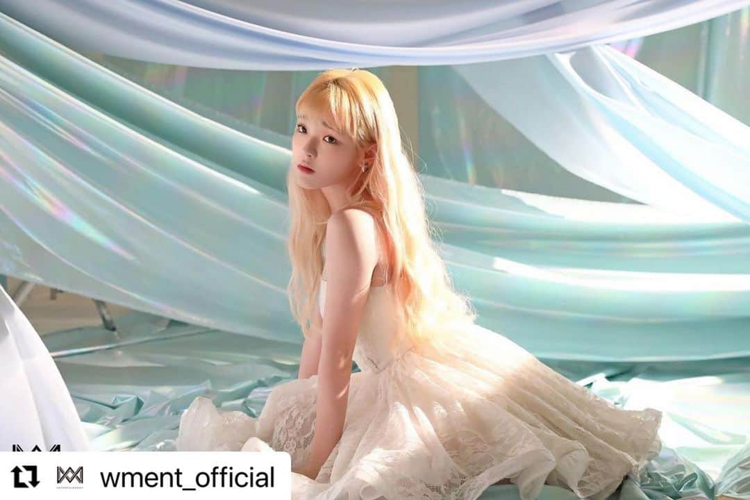 OH MY GIRLさんのインスタグラム写真 - (OH MY GIRLInstagram)「#Repost @wment_official  ・・・ 오마이걸 ‘겨울동화 : The Lost Memory’  포스터&VCR 촬영 비하인드 #미리보기 🔍 ⠀ ➡️ naver.me/xRV49TAC ⠀ 비하인드 스토리는 포스트를 통해 확인해주세요! 🎬 ⠀ #오마이걸 #OHMYGIRL #OMG」12月21日 23時33分 - wm_ohmygirl