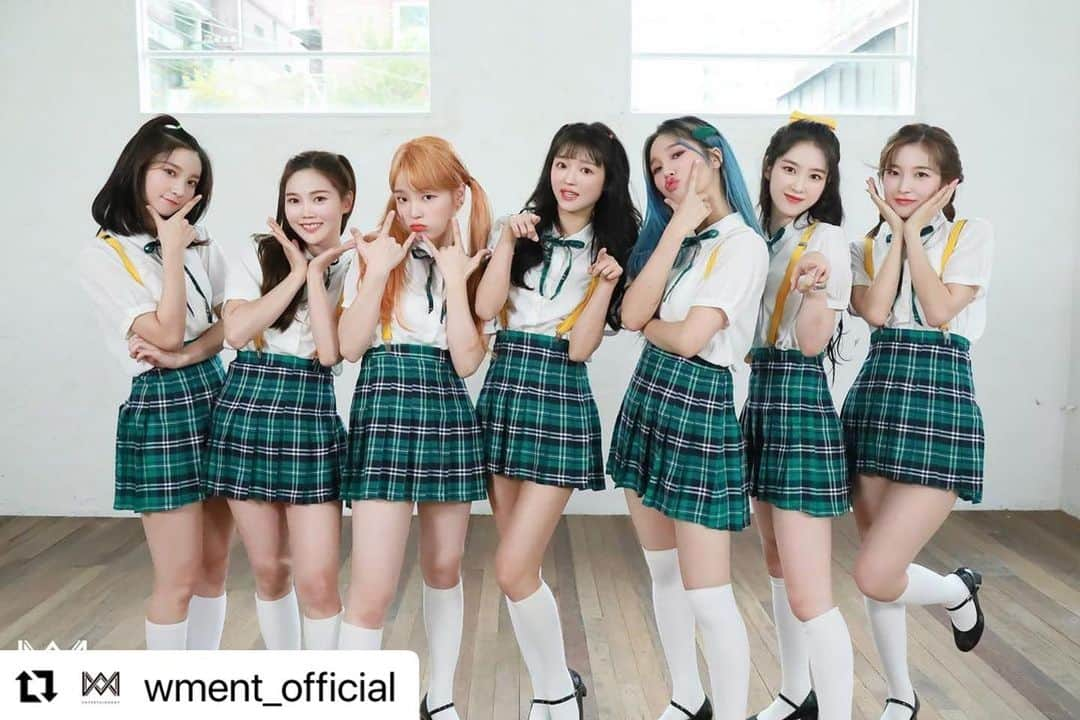 OH MY GIRLさんのインスタグラム写真 - (OH MY GIRLInstagram)「#Repost @wment_official  ・・・ 오마이걸 ‘겨울동화 : The Lost Memory’  포스터&VCR 촬영 비하인드 #미리보기 🔍 ⠀ ➡️ naver.me/xRV49TAC ⠀ 비하인드 스토리는 포스트를 통해 확인해주세요! 🎬 ⠀ #오마이걸 #OHMYGIRL #OMG」12月21日 23時33分 - wm_ohmygirl