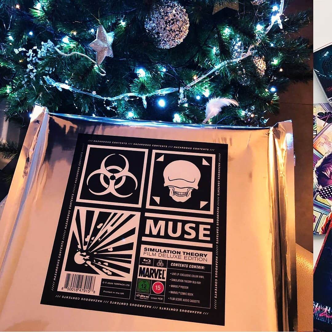 MUSEさんのインスタグラム写真 - (MUSEInstagram)「Thank you to everyone sharing their #SimulationTheoryFilm deluxe box set pics. Was a long time in the making so glad to see you enjoying them」12月22日 0時49分 - muse