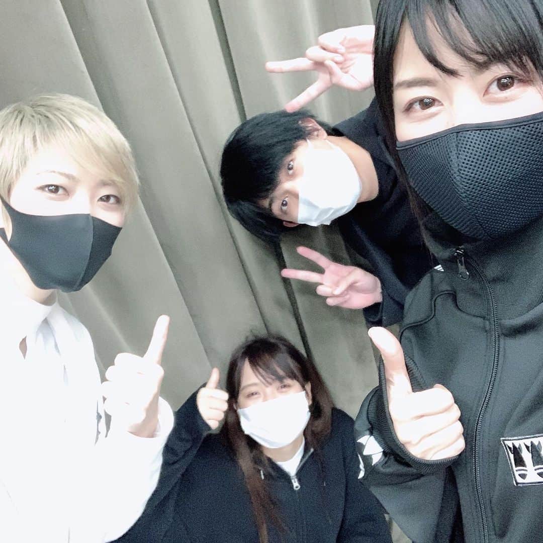 相羽あいなのインスタグラム：「#ROAD59 もうすぐ本番🚨 スナとカイちゃんとわかなんの #狛浪組 で撮ったよん♡♡ ここ最近ずっと #GACKT 様の曲聴いてます♪ 話したいこといっぱいあるな〜☺️ #pinkbomb」