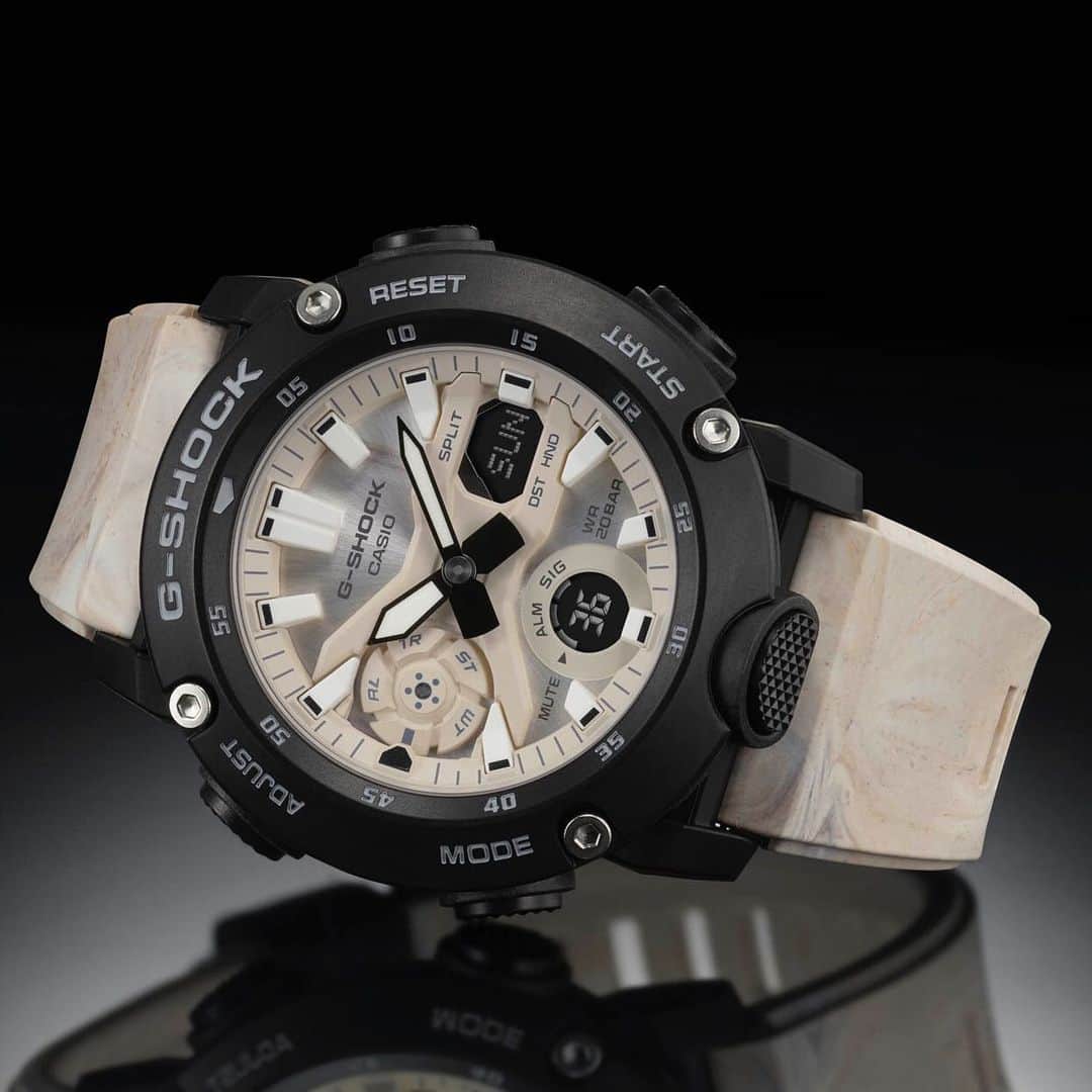 G-SHOCKさんのインスタグラム写真 - (G-SHOCKInstagram)「Blend in to stand out. Meet The Marble Camo collection.」12月22日 1時56分 - gshock_us