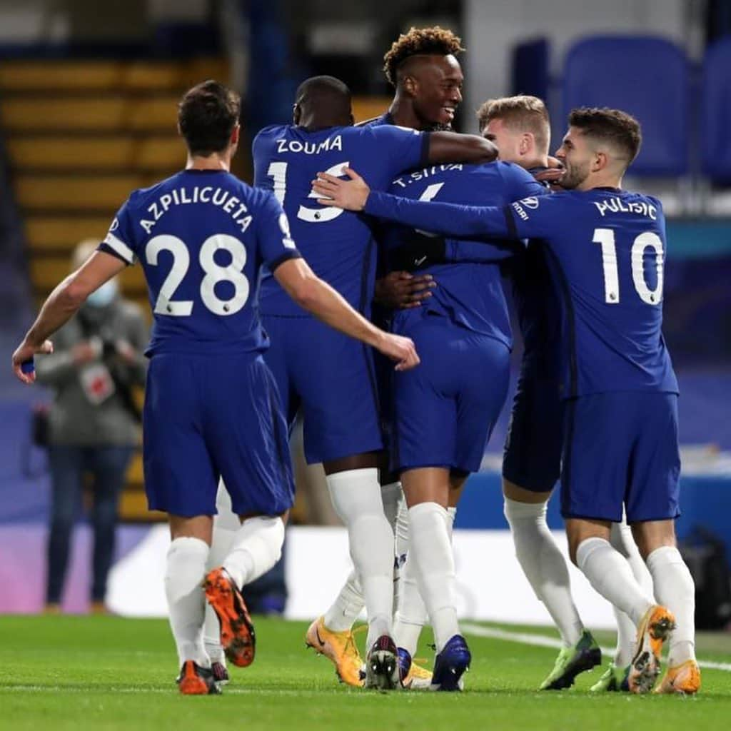 セサル・アスピリクエタさんのインスタグラム写真 - (セサル・アスピリクエタInstagram)「Back to winning ways! Great effort from everybody! 💪🏻 #KTBFFH #staysafe 💙🙏🏻」12月22日 8時23分 - cesarazpi