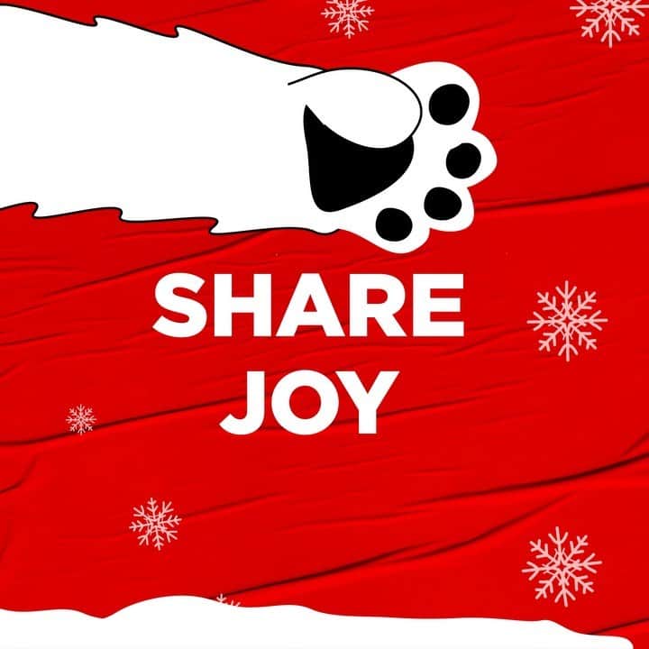 Coca-Colaのインスタグラム：「The gift that keeps gifting, all year round. 🎁」