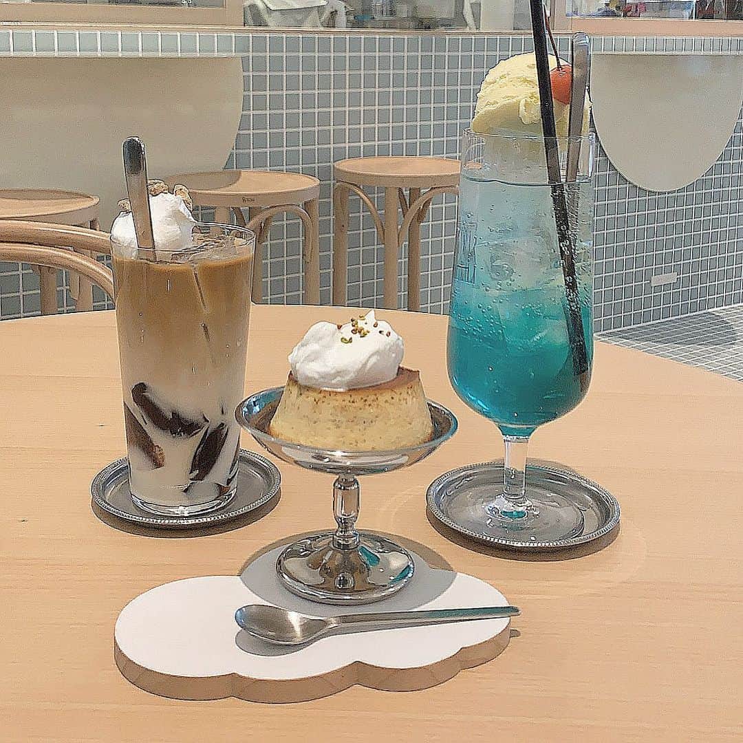 ukapiのインスタグラム：「⠀ ⠀ 行ってみたかった#お天気パーラー ♡ 🍮が濃厚でびっくり！ ⠀ ⠀ #奈良カフェ#🍮」