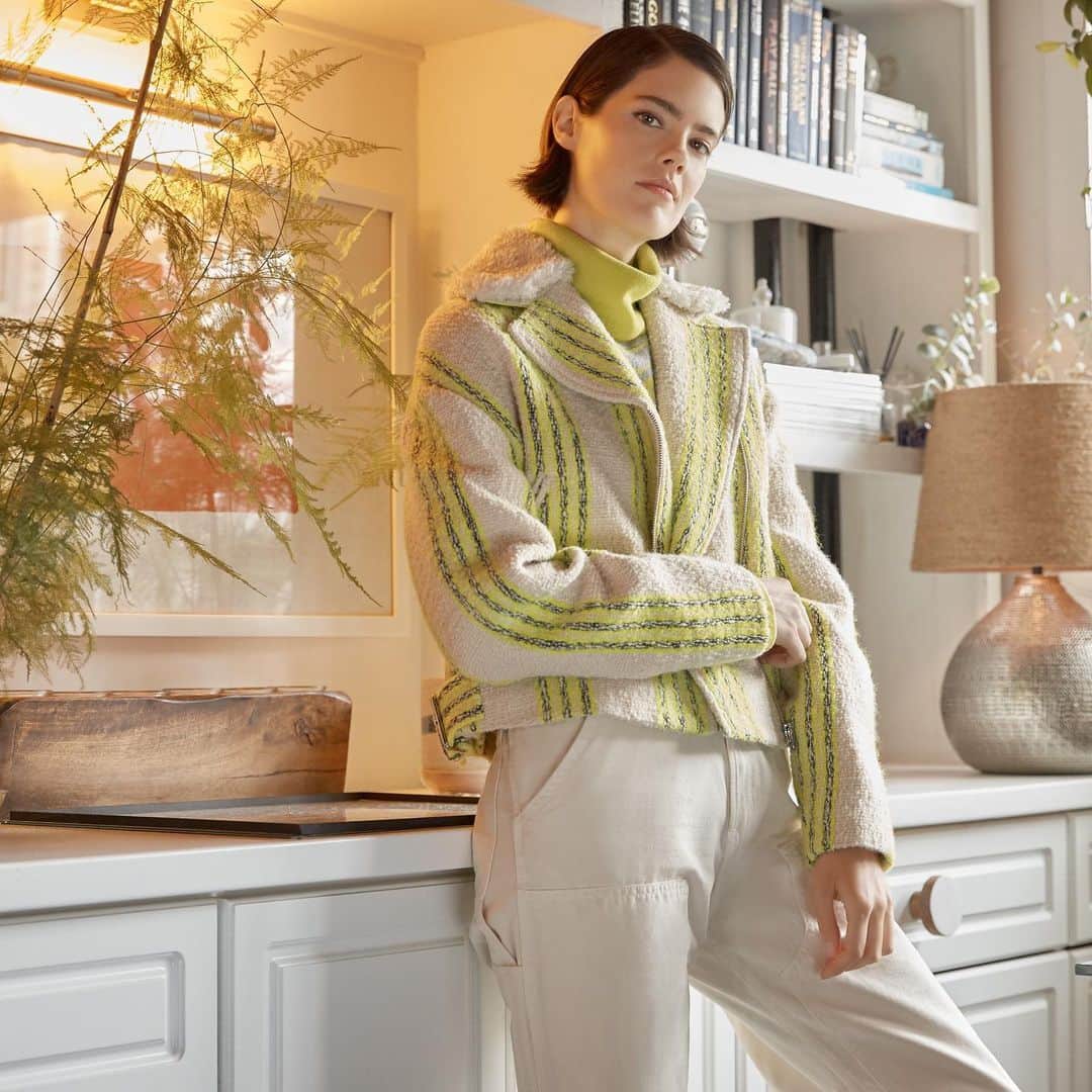 Saks Fifth Avenueのインスタグラム：「Cozy up by the fire in @tanyataylor's bright and layerable pieces. #SaksStyle」