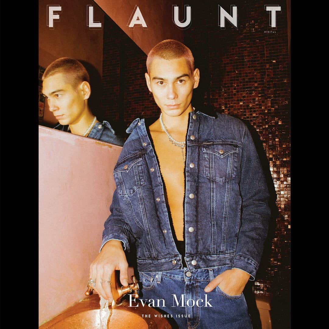 Flaunt Magazineさんのインスタグラム写真 - (Flaunt MagazineInstagram)「@EvanMock as a Digital Cover of the Wishes Issue and an air kiss betwixt Mars and Jupiter not paralleled for centuries on the SAME day!?  ⠀⠀⠀⠀⠀⠀⠀⠀⠀ Your wish is our command!!!  ⠀⠀⠀⠀⠀⠀⠀⠀⠀ Mock is foremost a skater and surfer, but has also enjoyed modeling with major brands around the world, being Travis Scott’s tour photographer for ‘Astroworld’, and now has landed a currently filming role on the HBO Max reboot of ‘Gossip Girl’ which we know is gonna fuel the high-stakes drama conversation in 2021.  ⠀⠀⠀⠀⠀⠀⠀⠀⠀ “I feel like you put me in any situation, and I'll be able to figure it out,” he shares from set on his first time acting and the nerves that have come with it. “It's been fun because everyone around you is so supportive, and they know it's my first gig. It's very calming and the nerves were honestly so much higher when I didn't know anyone on set, or didn't know how everything worked out. Now that I've had a few weeks, going into a month of filming, I'm just so much more comfortable. It's nice to be in an environment where people are very supportive of what you do.”  ⠀⠀⠀⠀⠀⠀⠀⠀⠀ Evan wears @CalvinKlein jacket, jeans, and underwear, @ChromeHeartsOfficial necklace and rings, and @Official_Mikimoto @CommeDesGarcons pearl necklace.  ⠀⠀⠀⠀⠀⠀⠀⠀⠀ Keep an eye out for the Christmas Star (and make a wish, obvi) this evening and go score a copy of Evan’s issue (#173) in the Flaunt.com Store!  ⠀⠀⠀⠀⠀⠀⠀⠀⠀ Photographed by @rayscorruptedmind Stylist: @MuiHai On Set Stylist: @MorganVickery Groomer: @AKGroomer Styling Assistant: @ConstanzaFalcoR Written by: @EloisaDeFarias @HBOMax @GossipGirl  ⠀⠀⠀⠀⠀⠀⠀⠀⠀ #EvanMock #GossipGirl #WishesIssue #FlauntMagazine “CalvinKlein #ChristmasStar #jupiter #saturn」12月22日 3時26分 - flauntmagazine