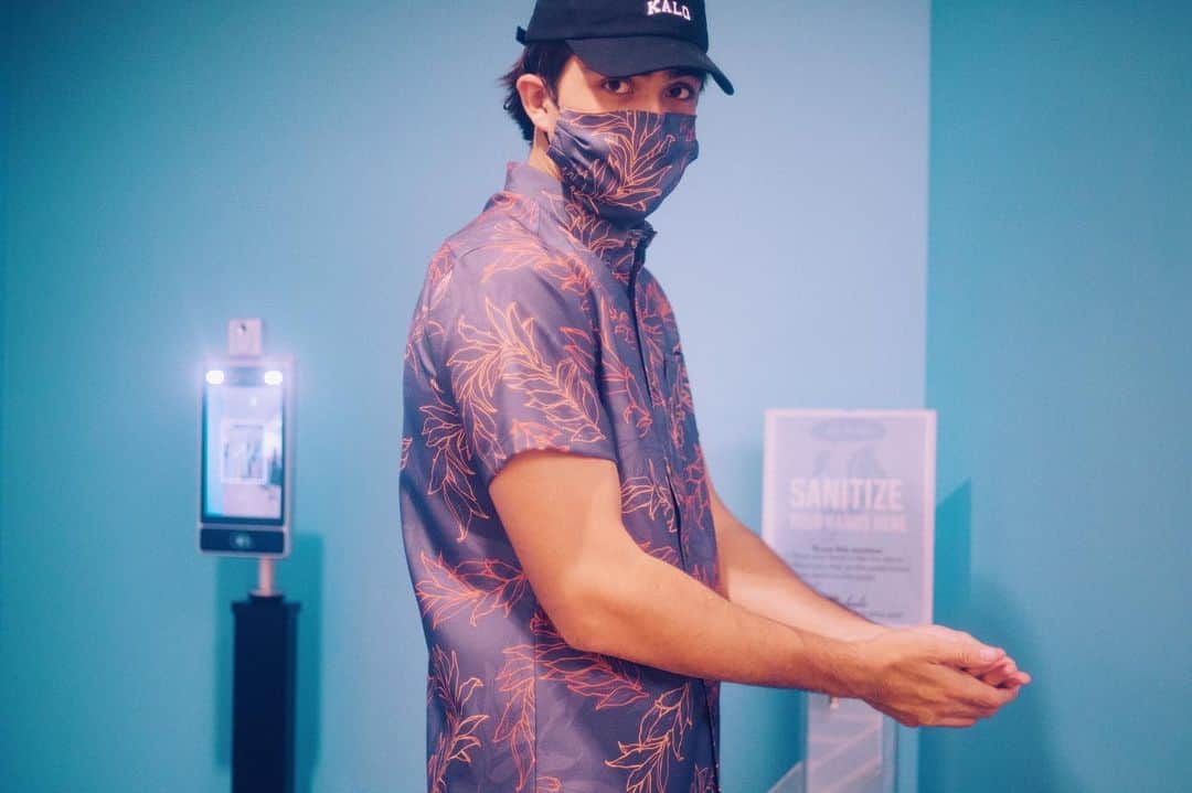 Zippy's Restaurantsのインスタグラム：「2020 restaurant vibes is hand sanitizers, thermometers and Zippy’s x Ari South Hapawai Masks.」