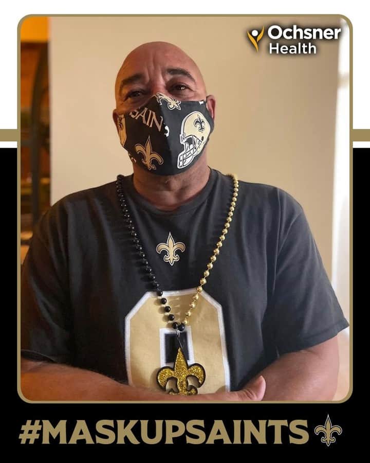 ニューオーリンズ・セインツさんのインスタグラム写真 - (ニューオーリンズ・セインツInstagram)「Keep showing us your photos with the hashtag #MaskUpSaints! 😷  Show your New Orleans pride with a custom Saints mask! ⚜️  Make a $10 donation to to the @ochsnerhealth Cancer Institute to create your own mask.  To start designing, visit nolamaskup.com」12月22日 6時18分 - saints