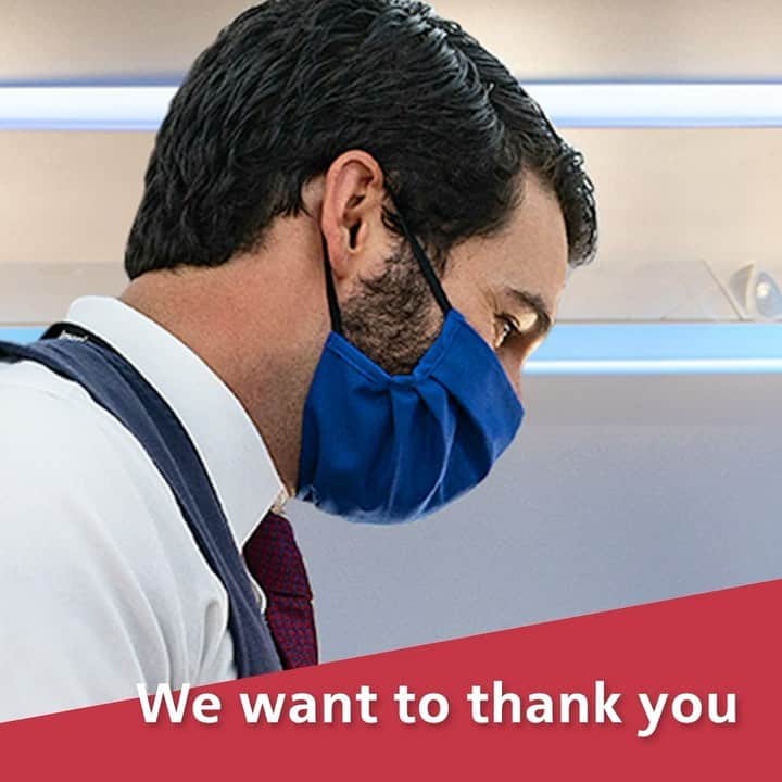 アメリカン航空のインスタグラム：「To all of our customers and team members, thank you for doing your part. When it comes to wearing a face covering, we are all in this together.」