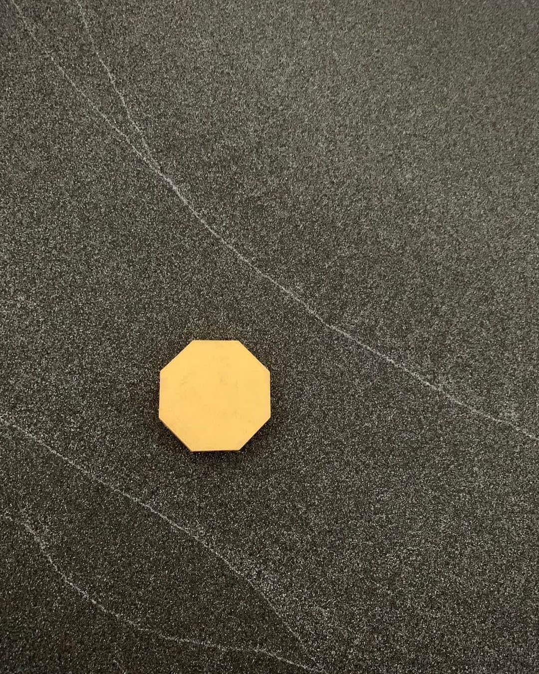 のインスタグラム：「a piece of new 7inch # 1」