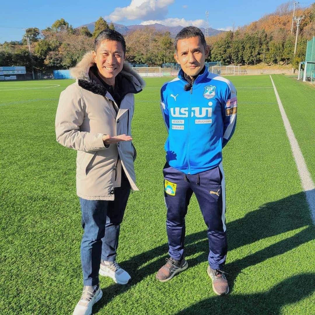 前園真聖さんのインスタグラム写真 - (前園真聖Instagram)「テル元気そうでした⚽👍 #伊東輝悦 #おはスポサンデー」12月22日 8時43分 - maezono_masakiyo