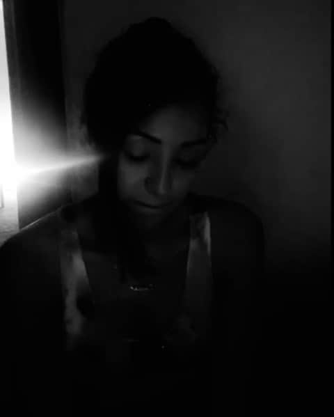 メラニー・イグレシアスのインスタグラム：「insomnia, 430am ...#tb」